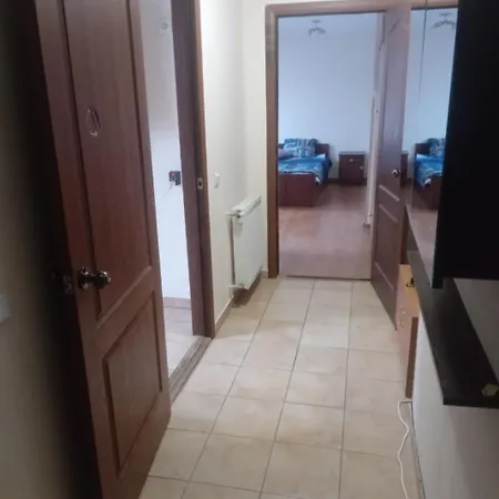 Doba - центр 1 кім, 4 міс мансард завжди тепла ! Apartment